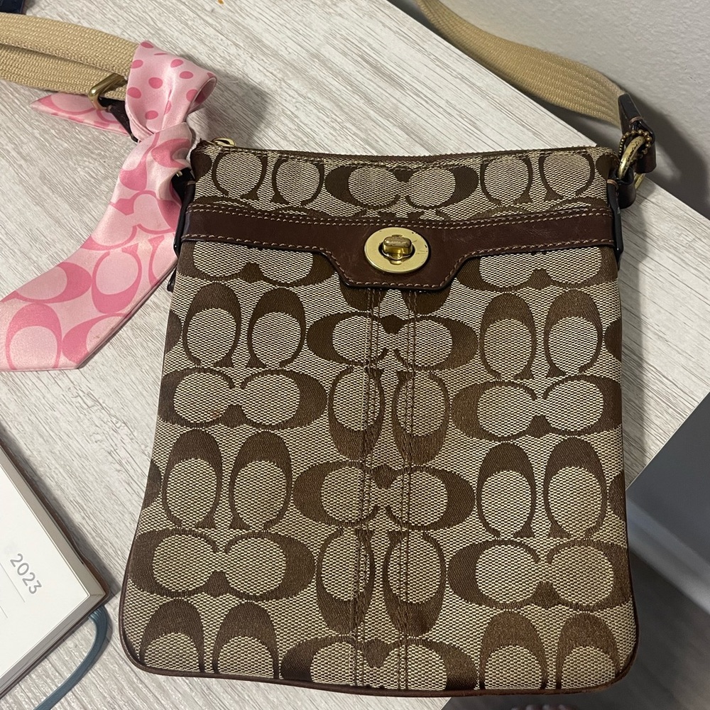 Vintage Coach Cross Body Purse